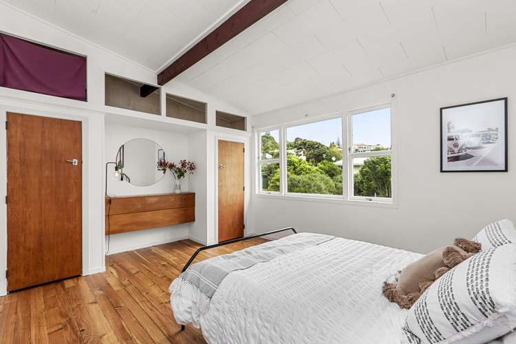 4 Violet Street Raglan_11