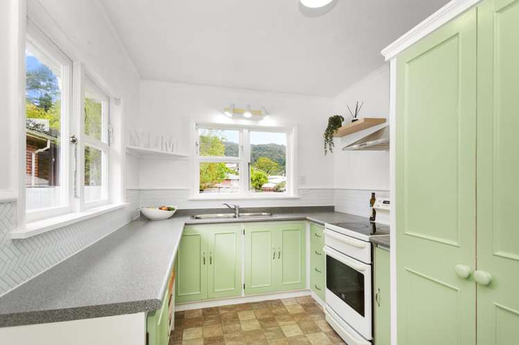 14 Lowry Crescent Stokes Valley_5