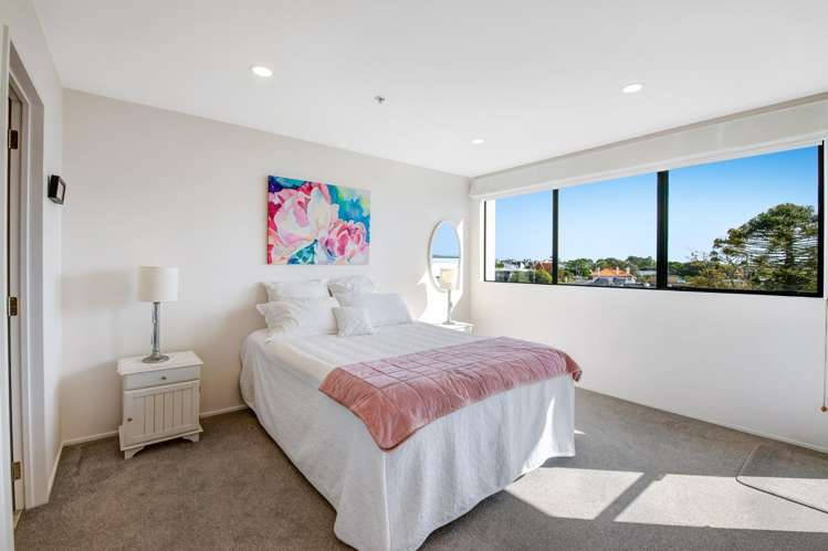 5B/175 Hurstmere Road Takapuna_10