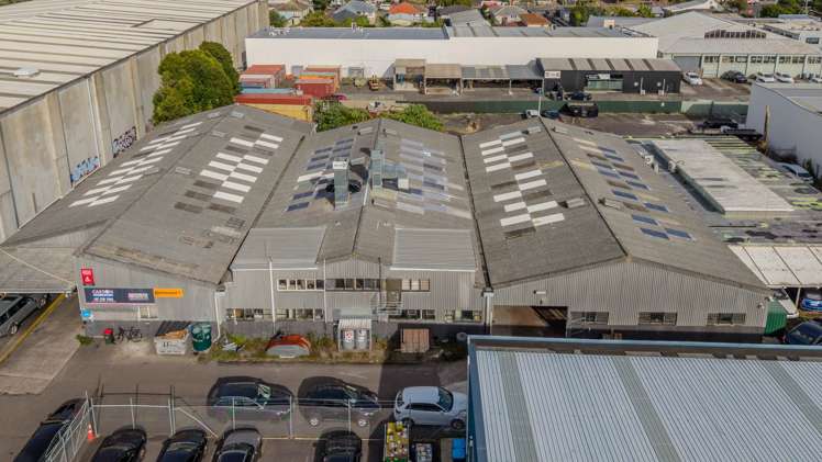 60,64,64A Walls Road Penrose_5