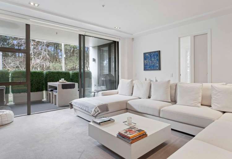 302/28 Balfour Road 1761_2