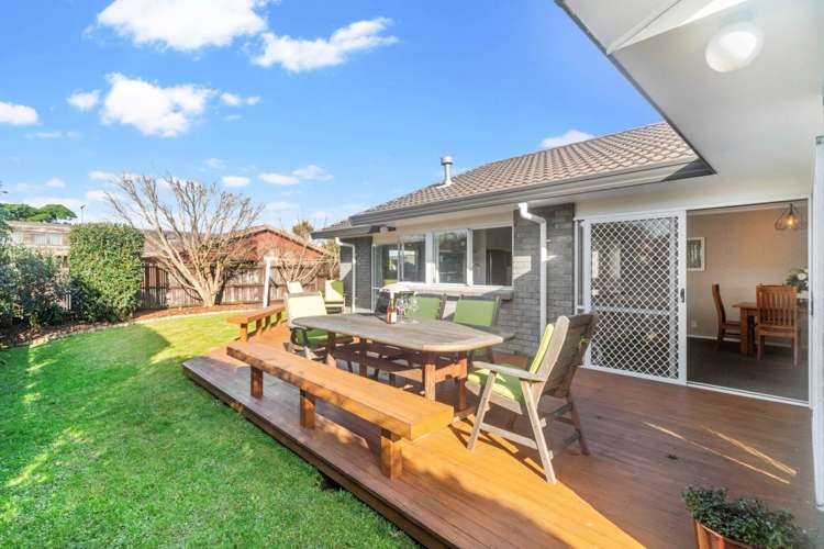 94 Carnoustie Drive Wattle Downs_16