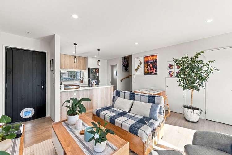 1/635 Worcester Street_1