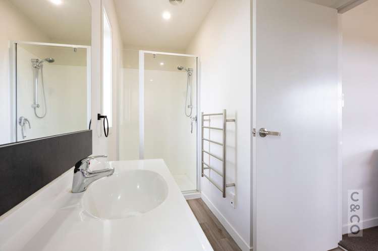 96 Pohutukawa Parade Riverhead_25