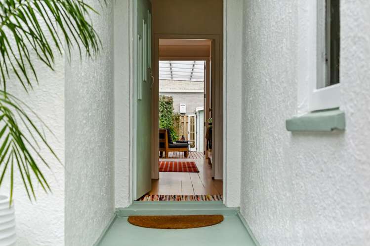 46 Smale Street Point Chevalier_4