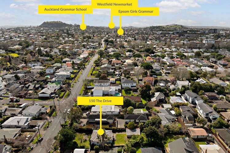 150 The Drive Epsom_13