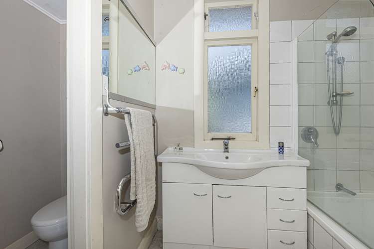 74 Mains Avenue Kensington_19