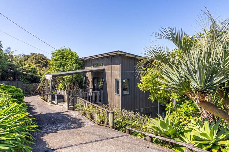 16 Wellington Road Surfdale_16