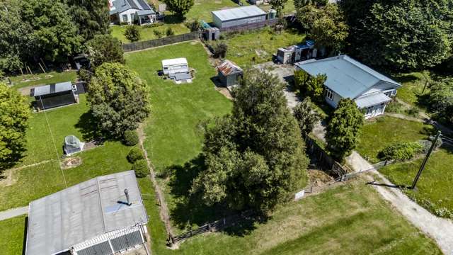 10 Balmoral Street Waiau_1