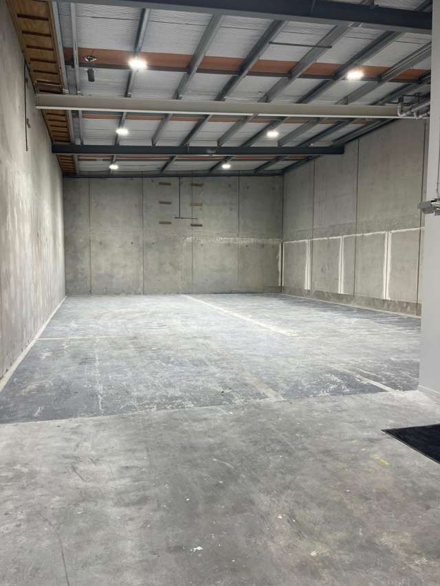 Unit B/30 Arrenway Drive Rosedale_3