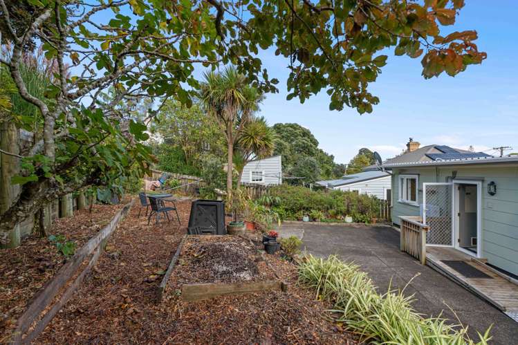13 Awaroa Road Helensville_6