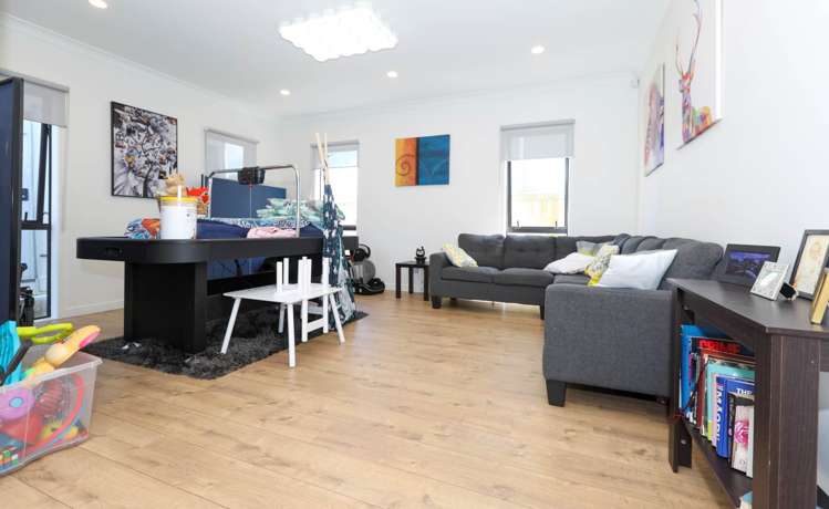 59 Donegal Park Drive Flat Bush_2