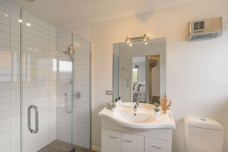 10 Beckett Lane Raumati Beach_12