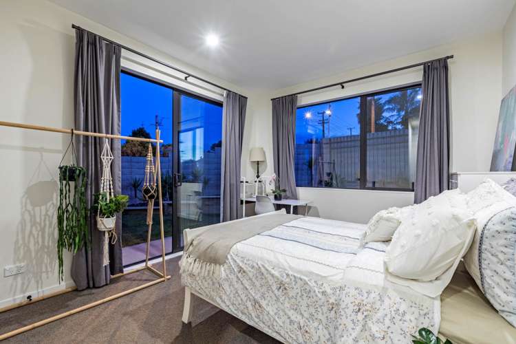 1 Seaview Road Glenfield_13