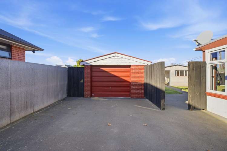 158 Gayhurst Road Dallington_11