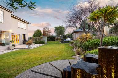 8 Neidpath Road_3