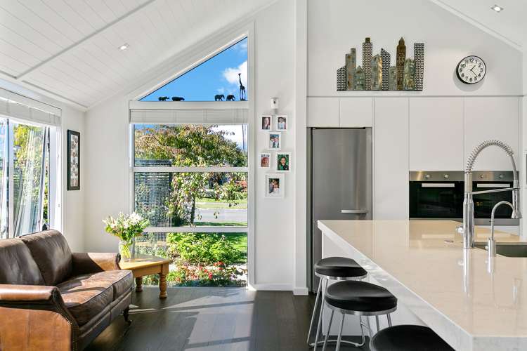 13 The Pheasant Tail Nukuhau_5