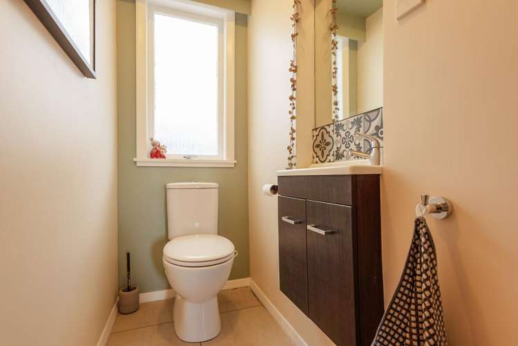 222 Helston Road Paparangi_24
