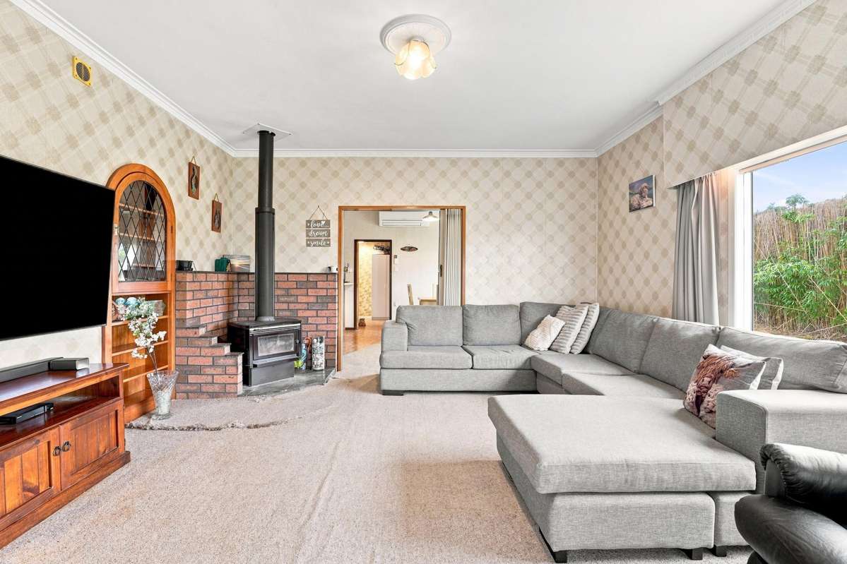 92 Riverbank Road_1