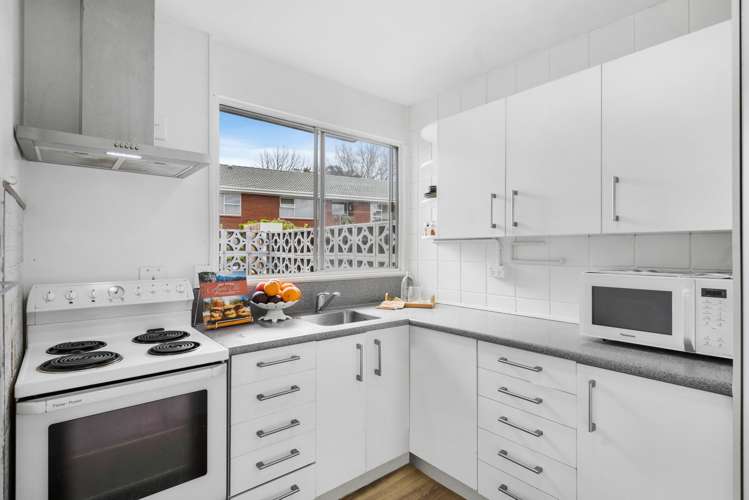 1/42 Bentley Avenue Glenfield_3