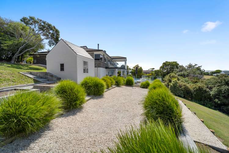 8 Kotare Place Sandspit_15