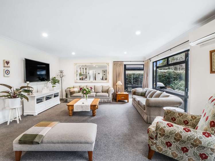 58 Woodhurst Drive Casebrook_3