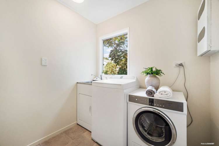 39 Acacia Road Torbay_17