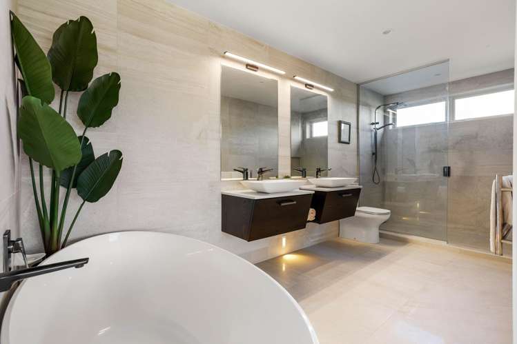 140 Waterways Parade Pauanui_33