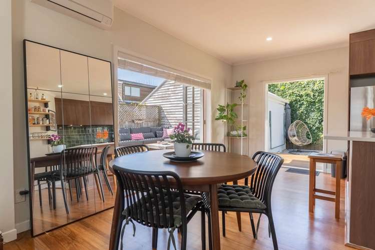 2/42 Dominion Street_5