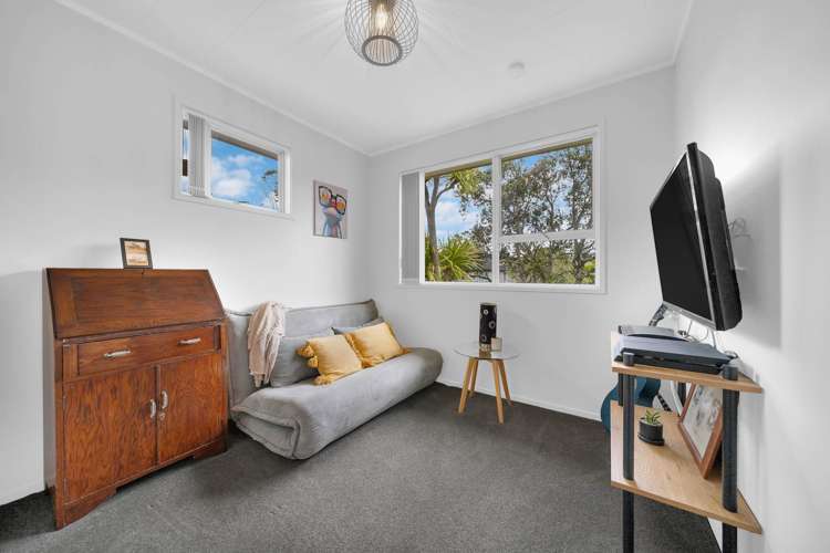 42 Lavery Place Sunnynook_10