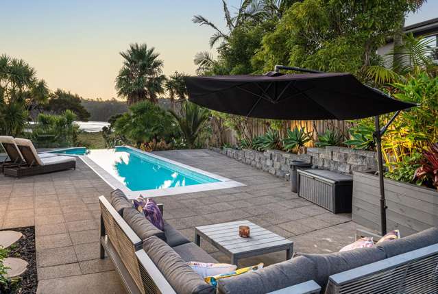 Single level waterfront serenity