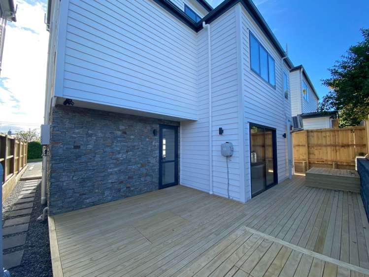 1B Letterkenny Place Blockhouse Bay_25