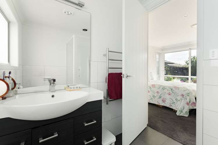 72 Te Ranga Memorial Drive Pyes Pa_11