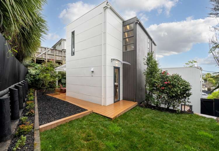 2/701 Great North Road Grey Lynn_18