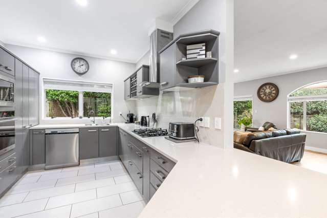 27 Caversham Drive Torbay_3