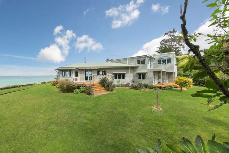 23 Sandys Parade Laingholm_3