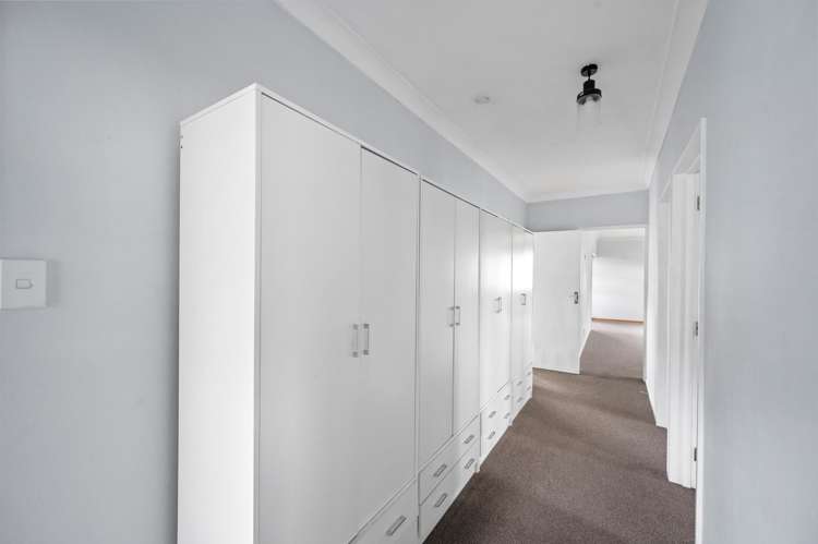 702A Murdoch Road East Akina_10