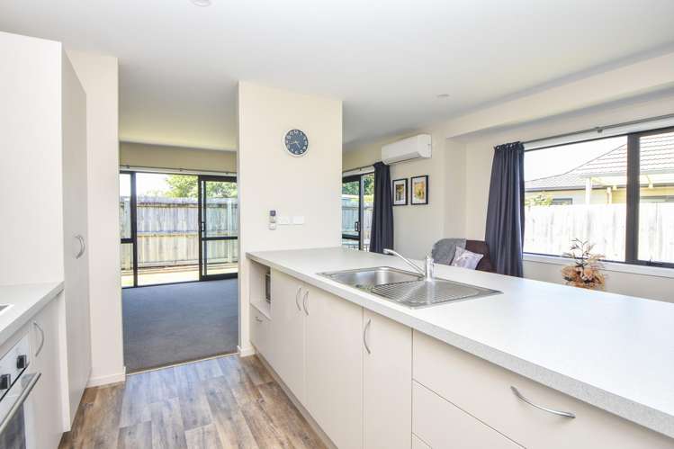 7 Ashmore Park Road_1