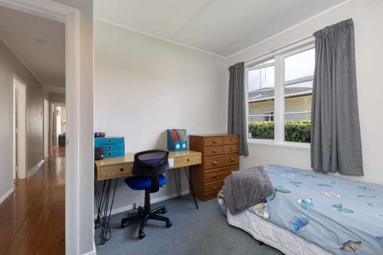 18 Rewi Road Royal Oak_10