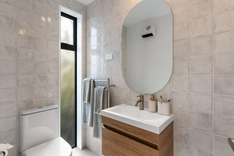 3/15 Donald Place Merivale_9