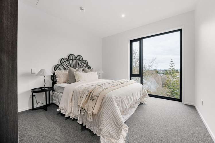 402/1 Cook Street Hamilton East_11