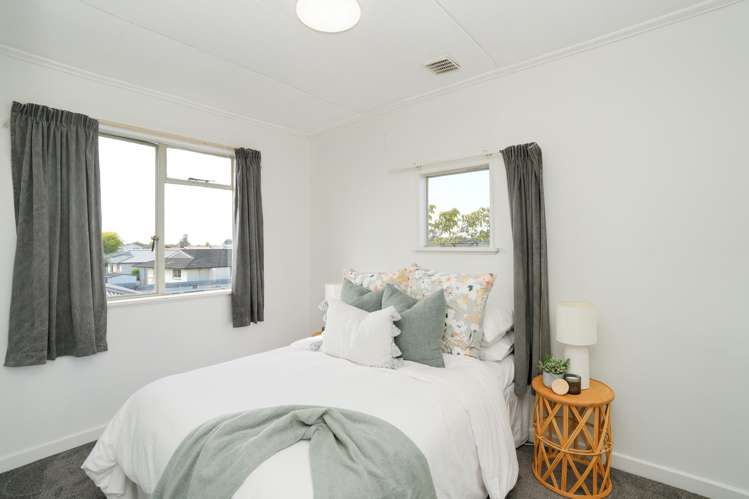 327 North Road Waikiwi_17