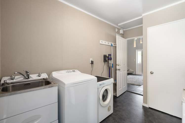 33 Grand Vue Road Kawaha Point_21