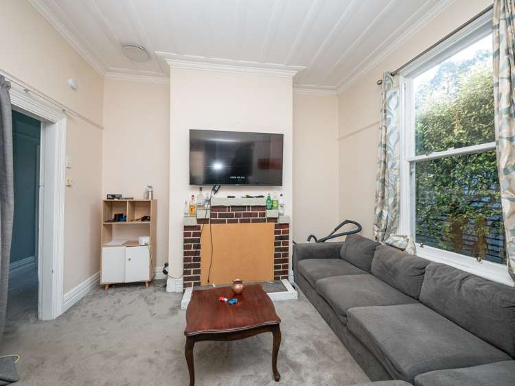 30 Crown Street North East Valley_10