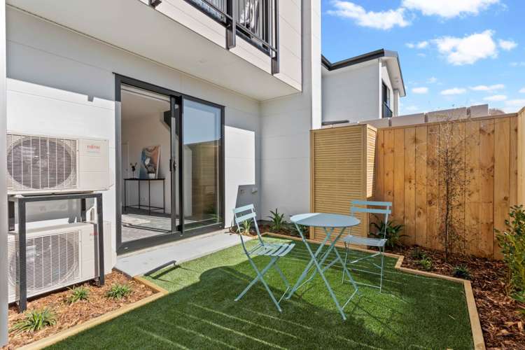 10/137 Tirimoana Road Te Atatu South_13