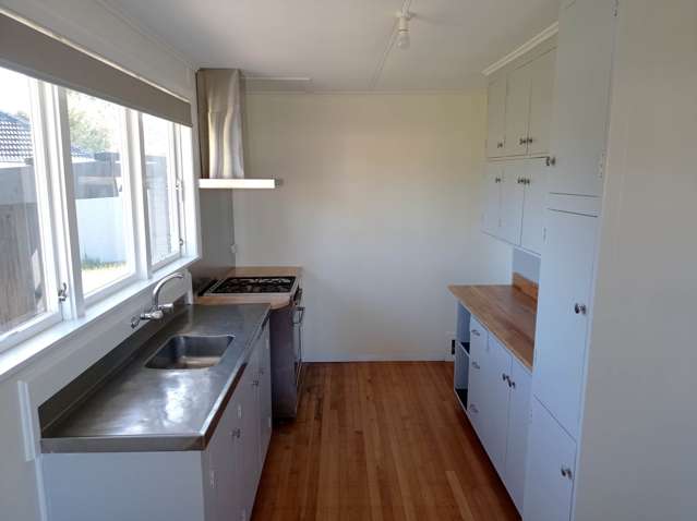 7 Sandbrook Avenue Otara_1