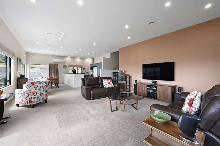 72 Downing Street Crofton Downs_3