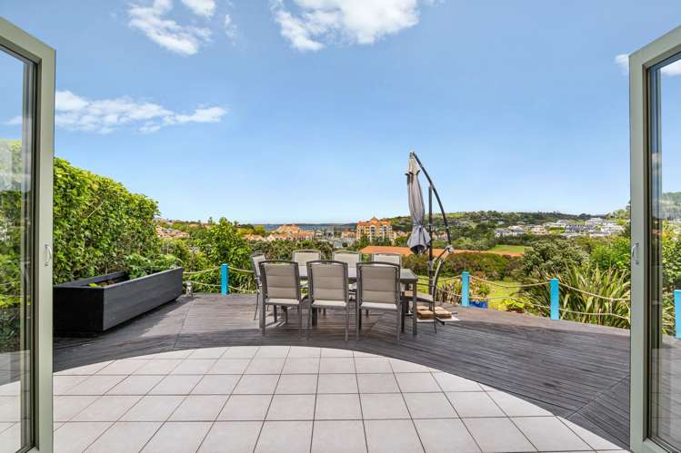 258 Alec Craig Way Gulf Harbour_2