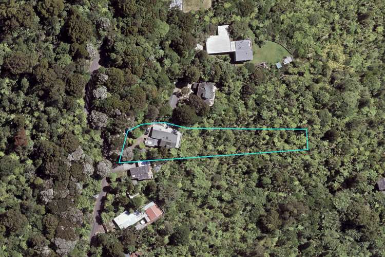 27 Quinns Road Waiatarua_19