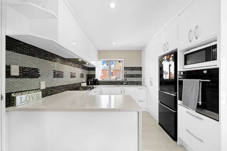 3 Eloise Place Clendon Park_10